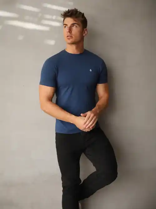 Blakely Pescara T Shirt-Navy